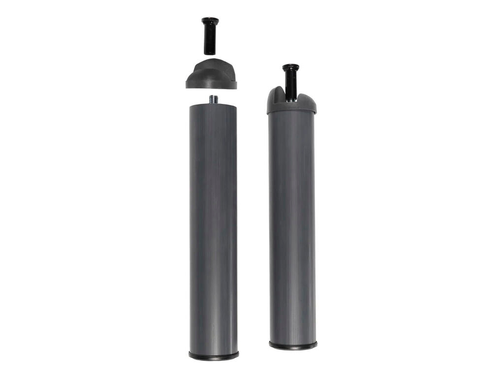 Conjunto de duas pernas de cor cinzenta para estrado fixo.